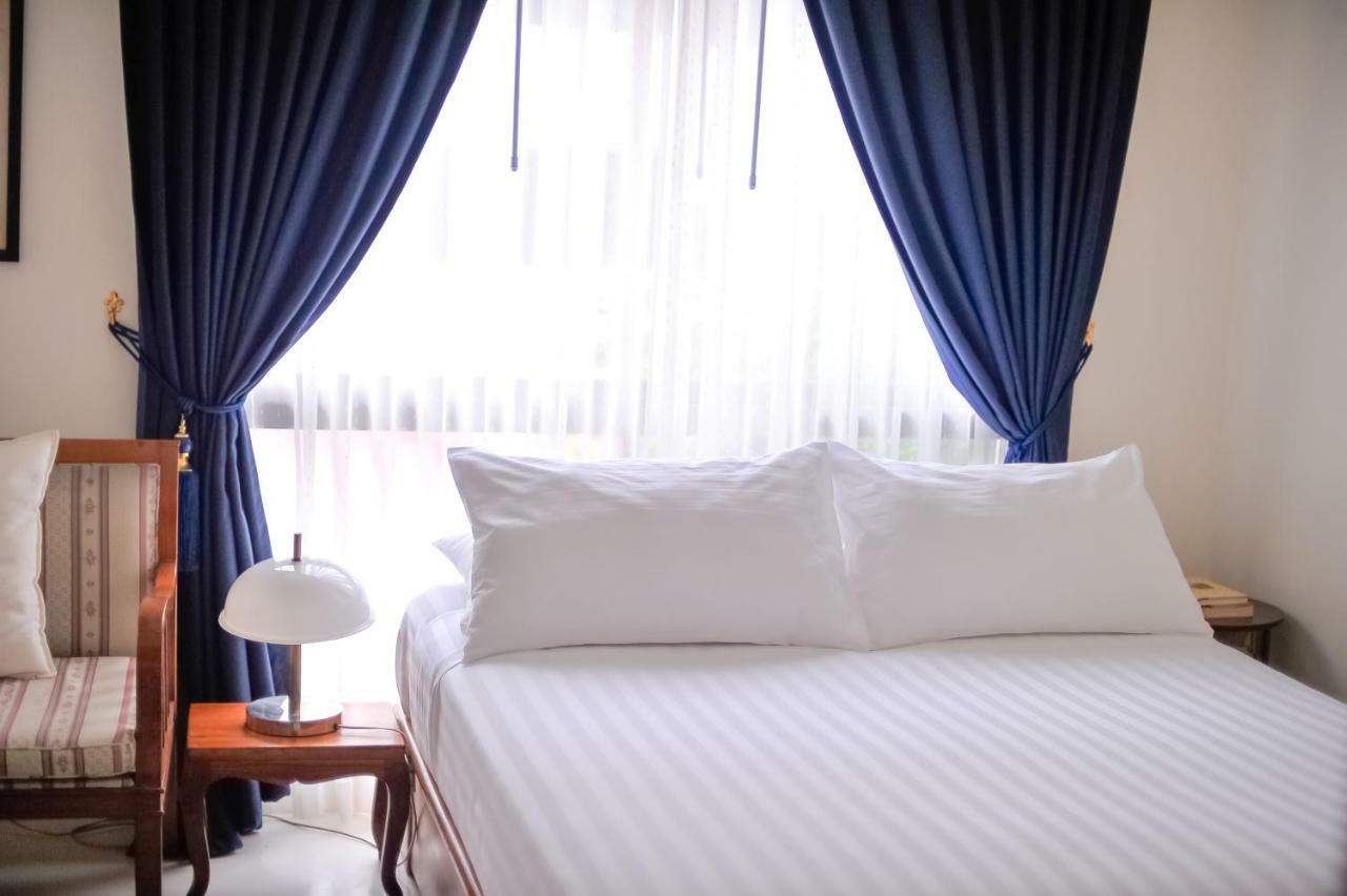 Vimala Residence (Adults Only) Bangkok Exteriör bild